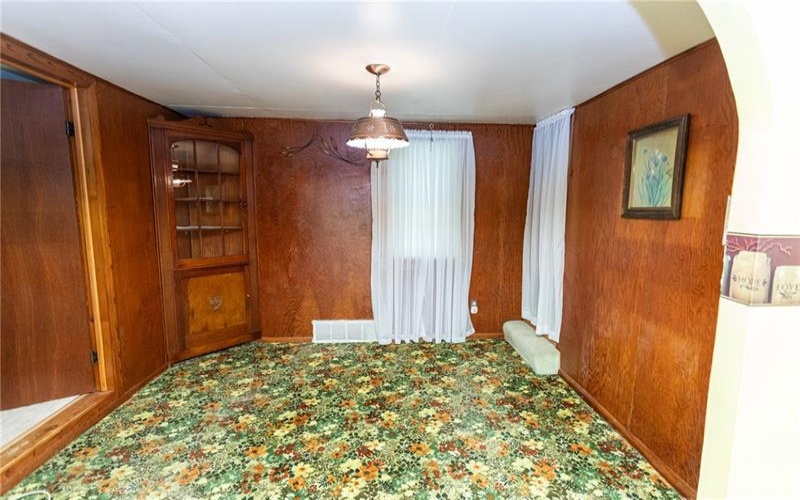 7221 National Pike, Uniontown, 15401, 2 Bedrooms Bedrooms, 5 Rooms Rooms,1.1 BathroomsBathrooms,Residential,For Sale,National Pike,1767825