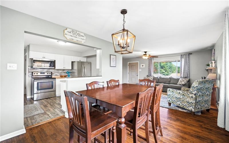 14 Highland St, Monongahela, 15063, 3 Bedrooms Bedrooms, 8 Rooms Rooms,2.1 BathroomsBathrooms,Residential,For Sale,Highland St,1764792