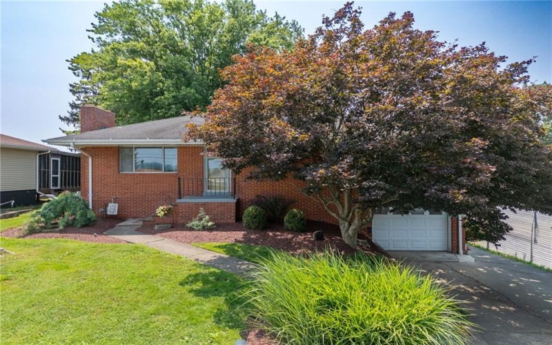 14 Highland St, Monongahela, 15063, 3 Bedrooms Bedrooms, 8 Rooms Rooms,2.1 BathroomsBathrooms,Residential,For Sale,Highland St,1764792