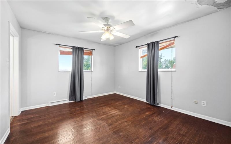 14 Highland St, Monongahela, 15063, 3 Bedrooms Bedrooms, 8 Rooms Rooms,2.1 BathroomsBathrooms,Residential,For Sale,Highland St,1764792