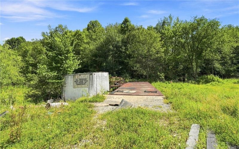 193-197 Silvis Road, Export, 15632, ,Commercial-industrial-business,For Sale,Silvis Road,1767838