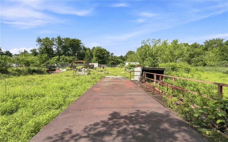 193-197 Silvis Road, Export, 15632, ,Commercial-industrial-business,For Sale,Silvis Road,1767838