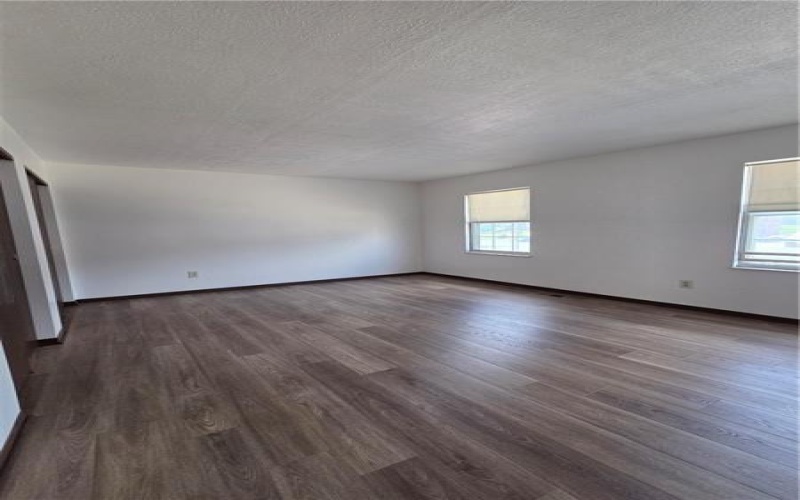 111 Pike St, Canonsburg, 15317, 2 Bedrooms Bedrooms, ,1.1 BathroomsBathrooms,Lease,For Rent,Pike St,1764813