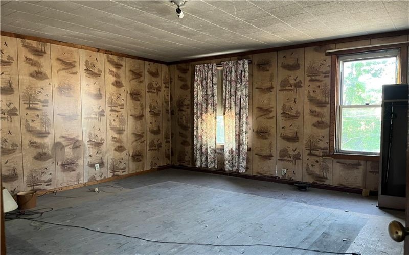 482 LIBERTY AVENUE, Donora, 15033, 2 Bedrooms Bedrooms, 6 Rooms Rooms,1 BathroomBathrooms,Residential,For Sale,LIBERTY AVENUE,1764817