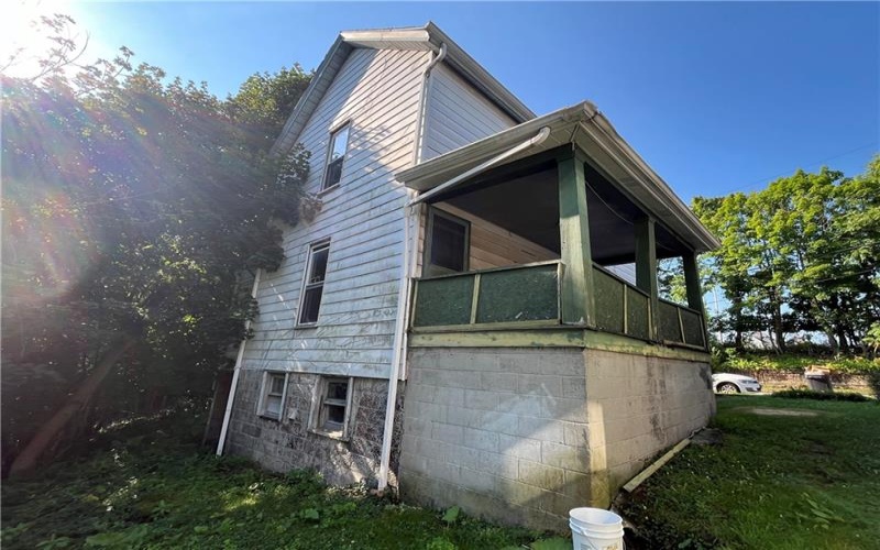 482 LIBERTY AVENUE, Donora, 15033, 2 Bedrooms Bedrooms, 6 Rooms Rooms,1 BathroomBathrooms,Residential,For Sale,LIBERTY AVENUE,1764817