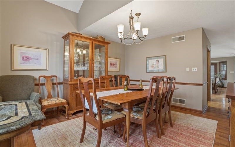 1000 Fawn Valley Dr, Canonsburg, 15317, 3 Bedrooms Bedrooms, 10 Rooms Rooms,3.1 BathroomsBathrooms,Residential,For Sale,Fawn Valley Dr,1766552