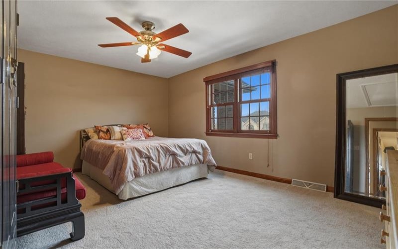 1000 Fawn Valley Dr, Canonsburg, 15317, 3 Bedrooms Bedrooms, 10 Rooms Rooms,3.1 BathroomsBathrooms,Residential,For Sale,Fawn Valley Dr,1766552