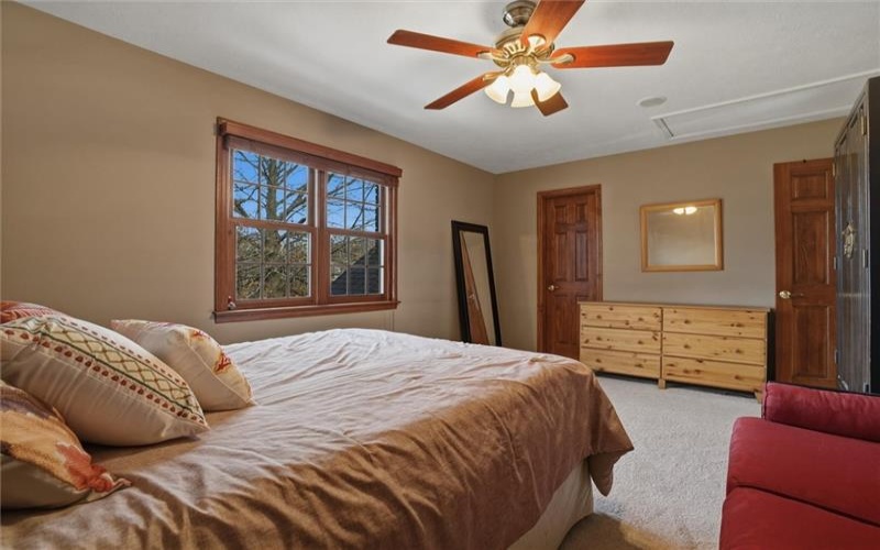 1000 Fawn Valley Dr, Canonsburg, 15317, 3 Bedrooms Bedrooms, 10 Rooms Rooms,3.1 BathroomsBathrooms,Residential,For Sale,Fawn Valley Dr,1766552