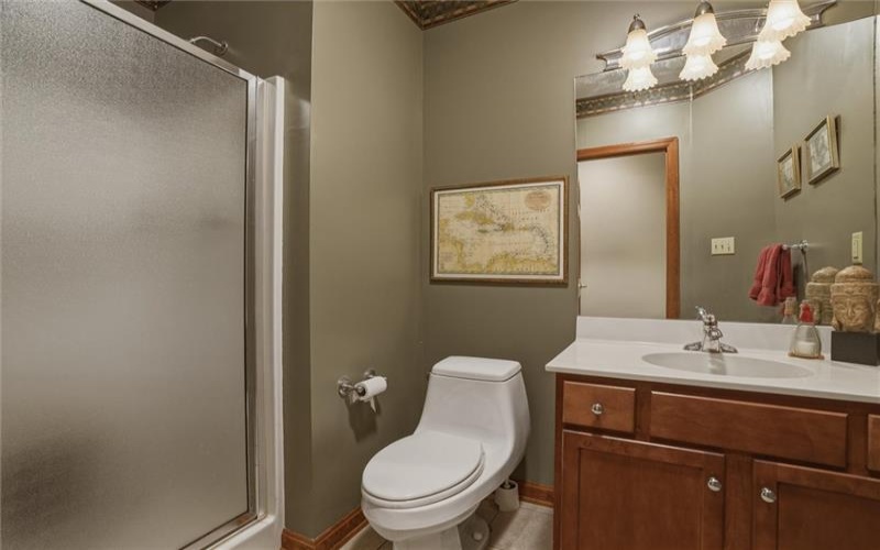 1000 Fawn Valley Dr, Canonsburg, 15317, 3 Bedrooms Bedrooms, 10 Rooms Rooms,3.1 BathroomsBathrooms,Residential,For Sale,Fawn Valley Dr,1766552