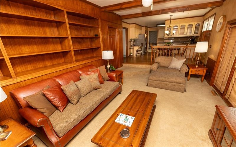 175 Ellsworth St, California, 15419, 3 Bedrooms Bedrooms, 10 Rooms Rooms,2.2 BathroomsBathrooms,Residential,For Sale,Ellsworth St,1766556