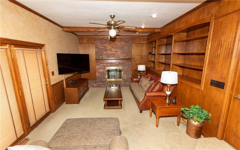175 Ellsworth St, California, 15419, 3 Bedrooms Bedrooms, 10 Rooms Rooms,2.2 BathroomsBathrooms,Residential,For Sale,Ellsworth St,1766556