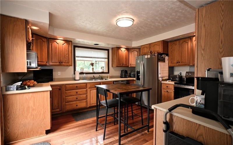 4649 Jefferson Avenue, Avella, 15312, 3 Bedrooms Bedrooms, 9 Rooms Rooms,1 BathroomBathrooms,Residential,For Sale,Jefferson Avenue,1767886