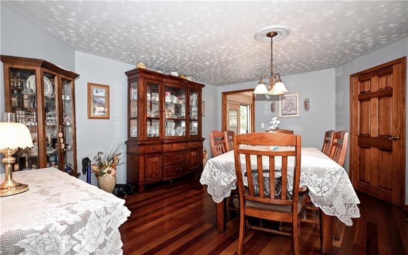 4649 Jefferson Avenue, Avella, 15312, 3 Bedrooms Bedrooms, 9 Rooms Rooms,1 BathroomBathrooms,Residential,For Sale,Jefferson Avenue,1767886