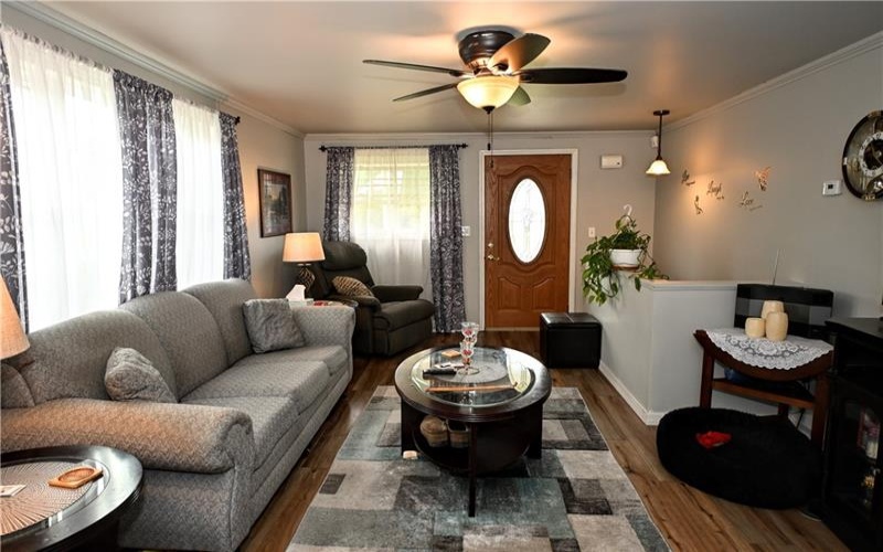 4649 Jefferson Avenue, Avella, 15312, 3 Bedrooms Bedrooms, 9 Rooms Rooms,1 BathroomBathrooms,Residential,For Sale,Jefferson Avenue,1767886