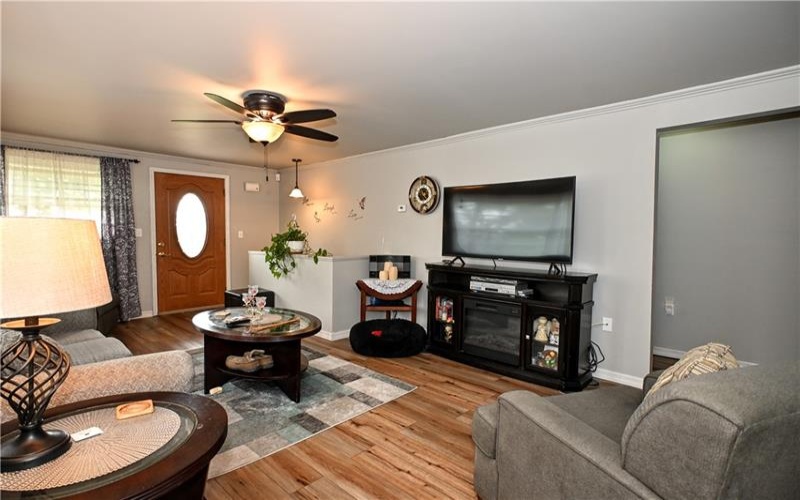 4649 Jefferson Avenue, Avella, 15312, 3 Bedrooms Bedrooms, 9 Rooms Rooms,1 BathroomBathrooms,Residential,For Sale,Jefferson Avenue,1767886