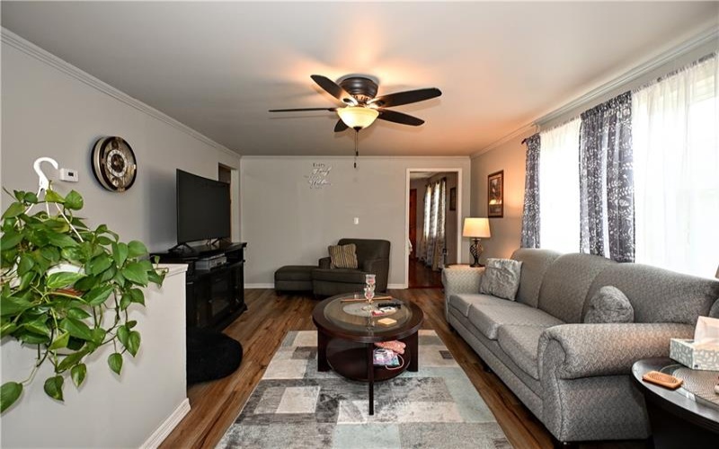 4649 Jefferson Avenue, Avella, 15312, 3 Bedrooms Bedrooms, 9 Rooms Rooms,1 BathroomBathrooms,Residential,For Sale,Jefferson Avenue,1767886