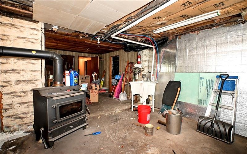 4649 Jefferson Avenue, Avella, 15312, 3 Bedrooms Bedrooms, 9 Rooms Rooms,1 BathroomBathrooms,Residential,For Sale,Jefferson Avenue,1767886