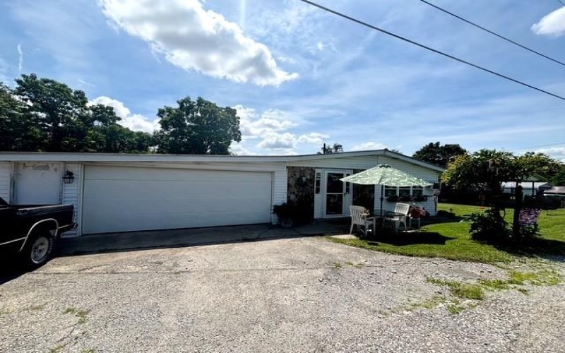 365-391 Landfill Road, Scottdale, 15683, ,Commercial-industrial-business,For Sale,Landfill Road,1764854