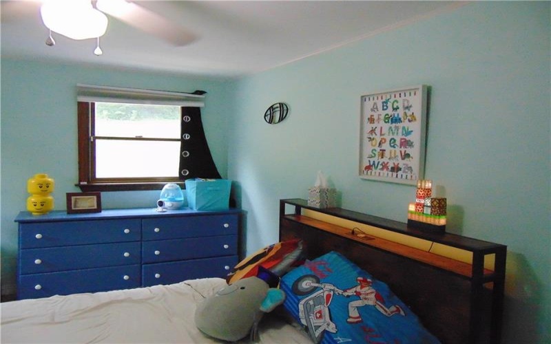 191 Buttermilk Hollow Rd, North Huntingdon, 15642, 4 Bedroom Bedrooms, 8 Room Rooms,2 BathroomBathrooms,Residential,For Sale,Buttermilk Hollow Rd,1767897
