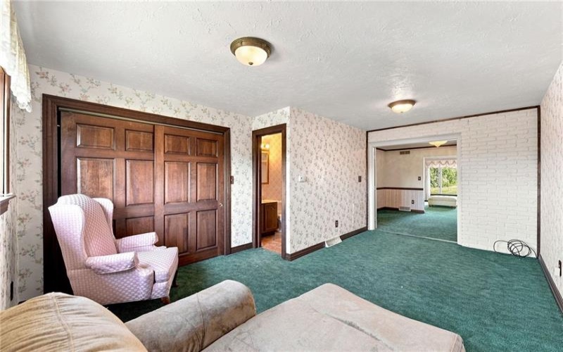 380 Helen Ave, Monessen, 15062, 4 Bedroom Bedrooms, 9 Room Rooms,3.1 BathroomBathrooms,Residential,For Sale,Helen Ave,1767915