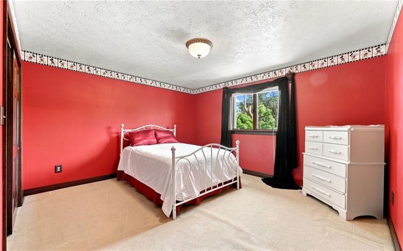 380 Helen Ave, Monessen, 15062, 4 Bedroom Bedrooms, 9 Room Rooms,3.1 BathroomBathrooms,Residential,For Sale,Helen Ave,1767915