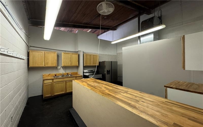 115 Pioneer Way, Scottdale, 15683, ,Commercial-industrial-business,For Sale,Pioneer Way,1764871