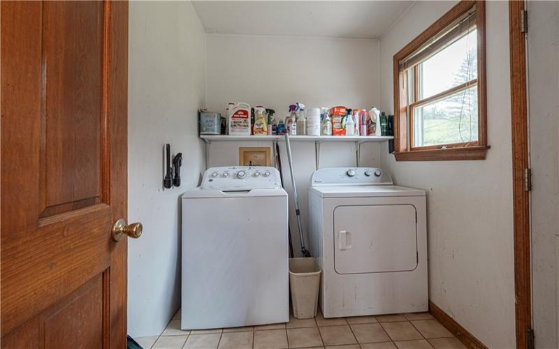 400 Walker Lane, Washington, 15301, 6 Bedrooms Bedrooms, 14 Rooms Rooms,4 BathroomsBathrooms,Residential,For Sale,Walker Lane,1767936