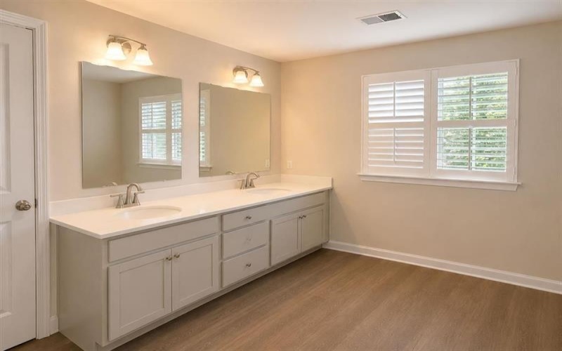 5721 Sabato Drive, Irwin, 15642, 4 Bedrooms Bedrooms, 9 Rooms Rooms,2.1 BathroomsBathrooms,Residential,For Sale,Sabato Drive,1764887