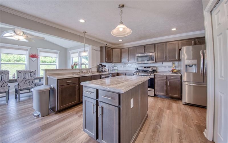 278 Stump Dr, Rostraver Twp, 15012, 4 Bedrooms Bedrooms, ,2.2 BathroomsBathrooms,Residential,For Sale,Stump Dr,1764918