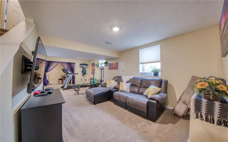 278 Stump Dr, Rostraver Twp, 15012, 4 Bedrooms Bedrooms, ,2.2 BathroomsBathrooms,Residential,For Sale,Stump Dr,1764918