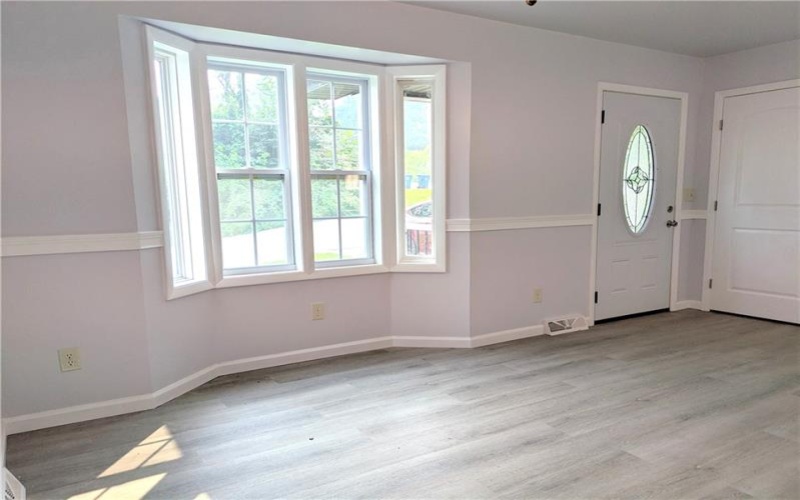 910 Burton, Youngwood, 15697, 3 Bedrooms Bedrooms, 5 Rooms Rooms,1.1 BathroomsBathrooms,Residential,For Sale,Burton,1766599