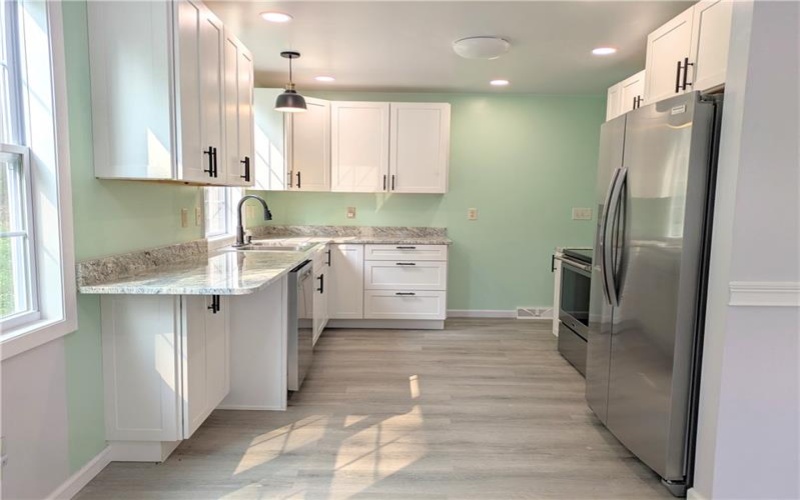 910 Burton, Youngwood, 15697, 3 Bedrooms Bedrooms, 5 Rooms Rooms,1.1 BathroomsBathrooms,Residential,For Sale,Burton,1766599