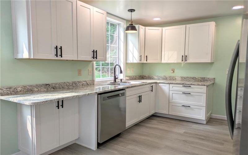 910 Burton, Youngwood, 15697, 3 Bedrooms Bedrooms, 5 Rooms Rooms,1.1 BathroomsBathrooms,Residential,For Sale,Burton,1766599