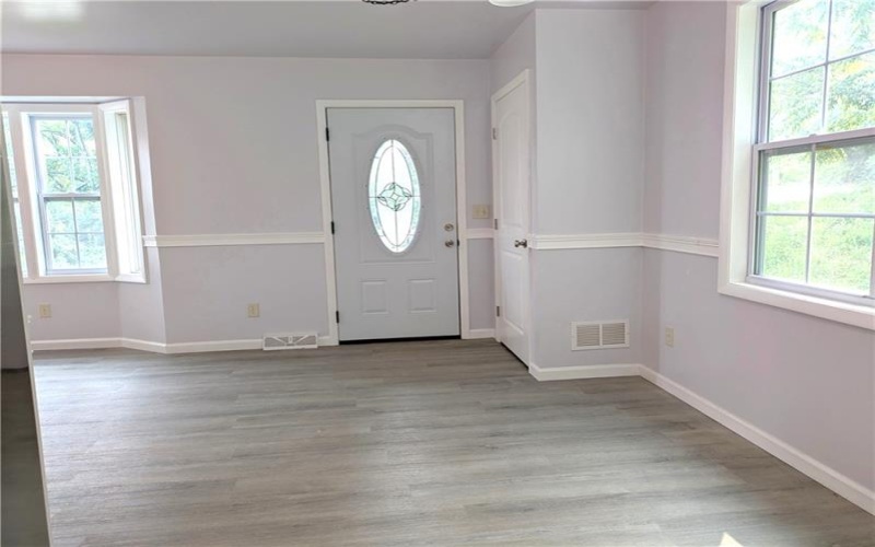 910 Burton, Youngwood, 15697, 3 Bedrooms Bedrooms, 5 Rooms Rooms,1.1 BathroomsBathrooms,Residential,For Sale,Burton,1766599