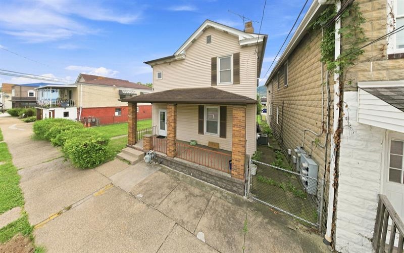 530 Euclid AVENUE, Canonsburg, 15317, 3 Bedrooms Bedrooms, ,1 BathroomBathrooms,Residential,For Sale,Euclid,1768350