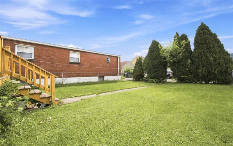 530 Euclid AVENUE, Canonsburg, 15317, 3 Bedrooms Bedrooms, ,1 BathroomBathrooms,Residential,For Sale,Euclid,1768350