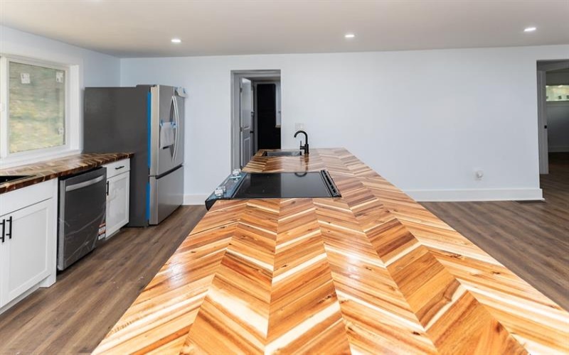 114 Locust Street, Hopwood, 15445, 4 Bedrooms Bedrooms, ,4.1 BathroomsBathrooms,Residential,For Sale,Locust Street,1721905