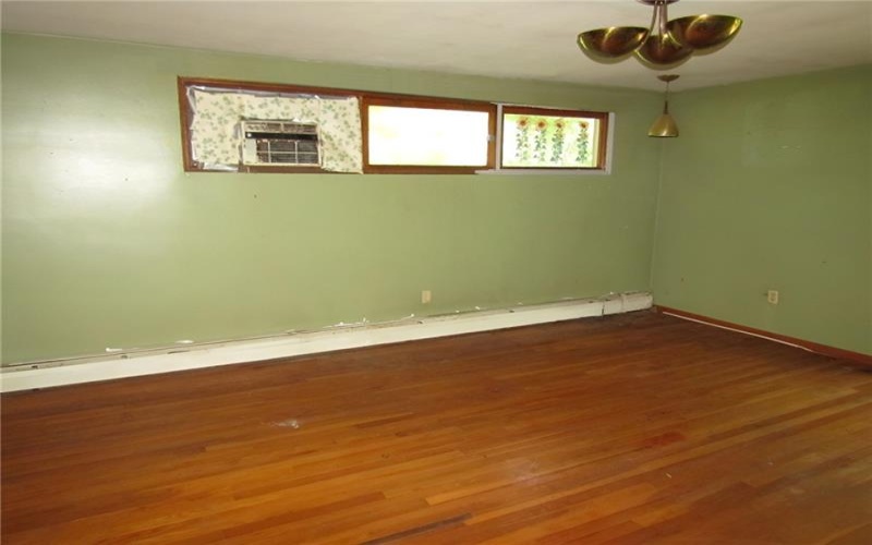 2511 7th St, New Kensington, 15068, 3 Bedrooms Bedrooms, 6 Rooms Rooms,2 BathroomsBathrooms,Residential,For Sale,7th St,1768128