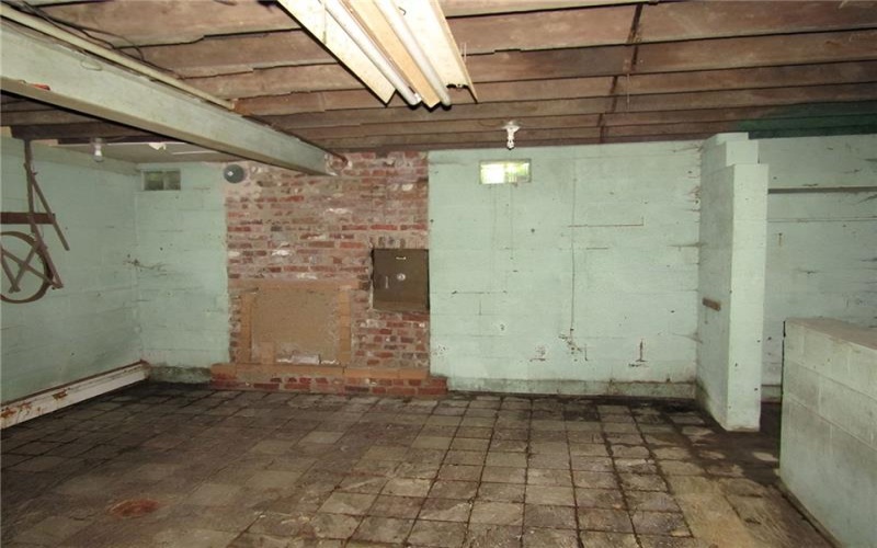 2511 7th St, New Kensington, 15068, 3 Bedrooms Bedrooms, 6 Rooms Rooms,2 BathroomsBathrooms,Residential,For Sale,7th St,1768128