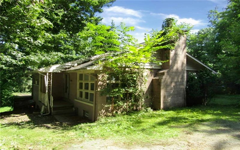 2511 7th St, New Kensington, 15068, 3 Bedrooms Bedrooms, 6 Rooms Rooms,2 BathroomsBathrooms,Residential,For Sale,7th St,1768128