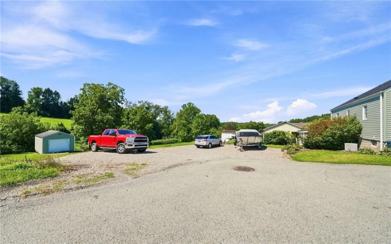 208 Stone Church Rd, Brownsville, 15417, 4 Bedrooms Bedrooms, 6 Rooms Rooms,2 BathroomsBathrooms,Residential,For Sale,Stone Church Rd,1768135