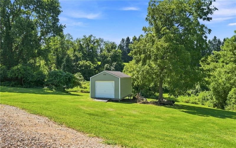 208 Stone Church Rd, Brownsville, 15417, 4 Bedrooms Bedrooms, 6 Rooms Rooms,2 BathroomsBathrooms,Residential,For Sale,Stone Church Rd,1768135