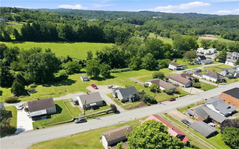 208 Stone Church Rd, Brownsville, 15417, 4 Bedrooms Bedrooms, 6 Rooms Rooms,2 BathroomsBathrooms,Residential,For Sale,Stone Church Rd,1768135