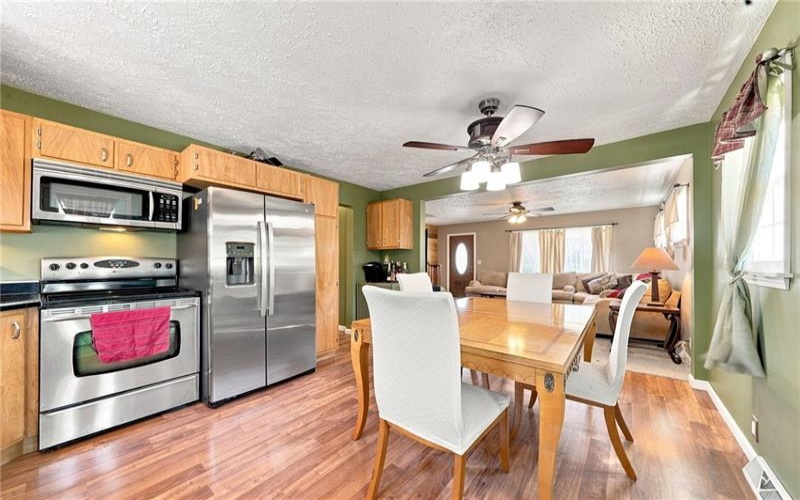 208 Stone Church Rd, Brownsville, 15417, 4 Bedrooms Bedrooms, 6 Rooms Rooms,2 BathroomsBathrooms,Residential,For Sale,Stone Church Rd,1768135