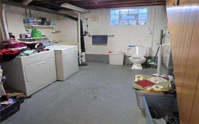 2638 Beverly Dr, Washington, 15301, 3 Bedrooms Bedrooms, ,1 BathroomBathrooms,Residential,For Sale,Beverly Dr,1768200