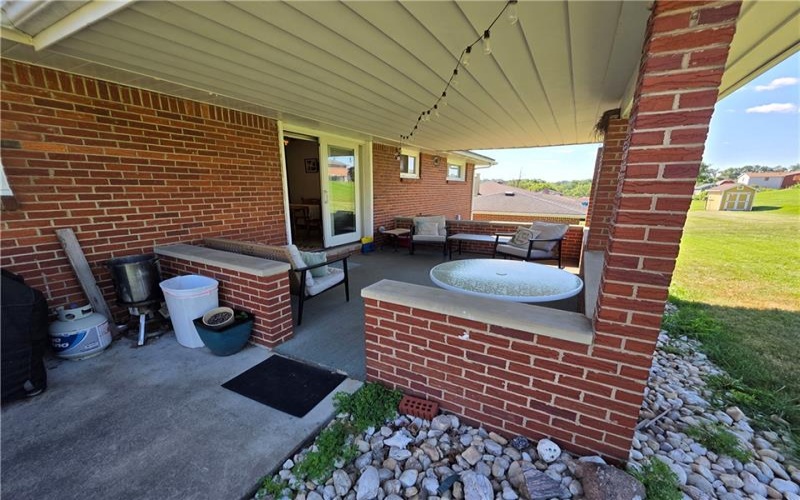 2638 Beverly Dr, Washington, 15301, 3 Bedrooms Bedrooms, ,1 BathroomBathrooms,Residential,For Sale,Beverly Dr,1768200
