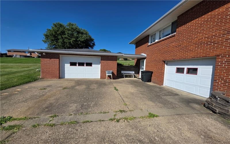 2638 Beverly Dr, Washington, 15301, 3 Bedrooms Bedrooms, ,1 BathroomBathrooms,Residential,For Sale,Beverly Dr,1768200