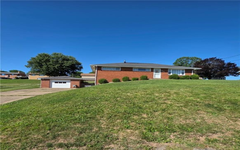2638 Beverly Dr, Washington, 15301, 3 Bedrooms Bedrooms, ,1 BathroomBathrooms,Residential,For Sale,Beverly Dr,1768200