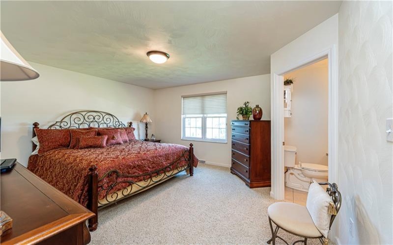 319 Overview Circle, Greensburg, 15601, 2 Bedrooms Bedrooms, 8 Rooms Rooms,3 BathroomsBathrooms,Residential,For Sale,Overview Circle,1768347