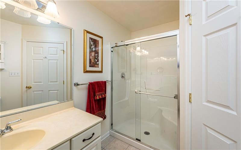 319 Overview Circle, Greensburg, 15601, 2 Bedrooms Bedrooms, 8 Rooms Rooms,3 BathroomsBathrooms,Residential,For Sale,Overview Circle,1768347